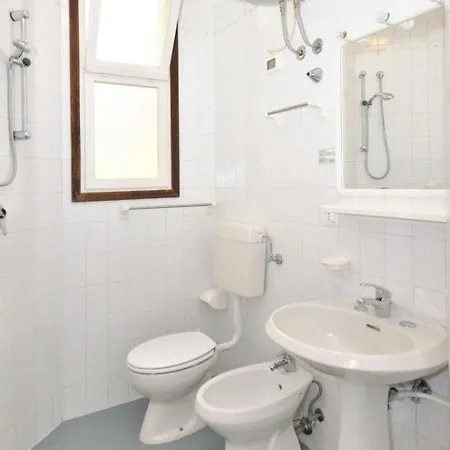 Villaggio Tivoli-3 By Interhome Бібіоне